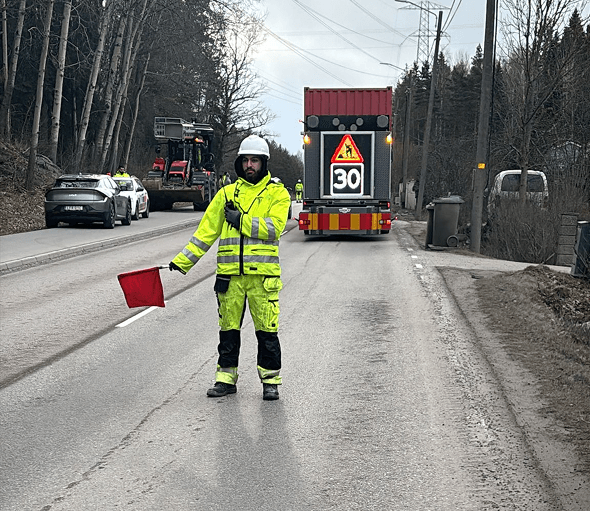Certifierad flaggvakt på väg i Småland